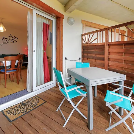 Daire 1 Bedroom Awesome In *